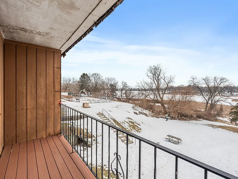 Solace on Lake Minnetonka — Photo 13