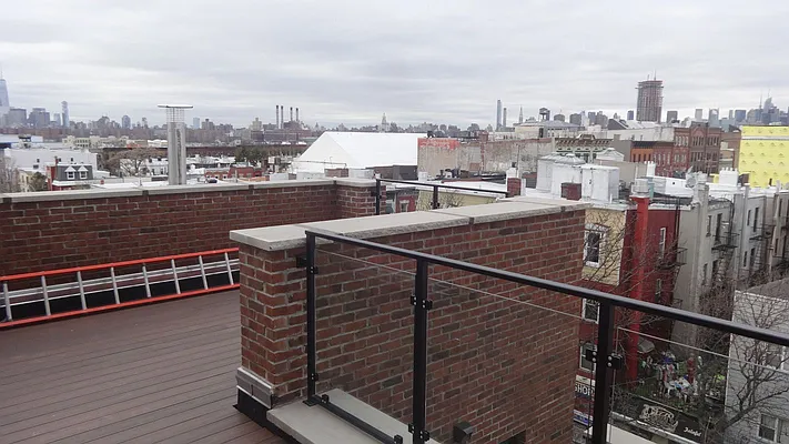 Rented by Grand & Co. | media 37