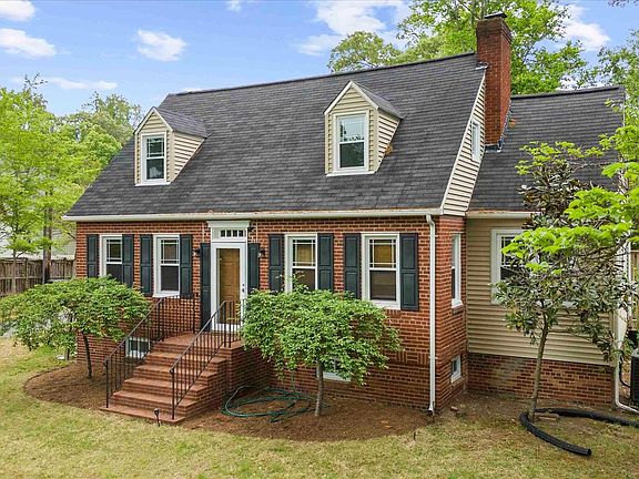 2nd image of 4666 Leonardtown Rd