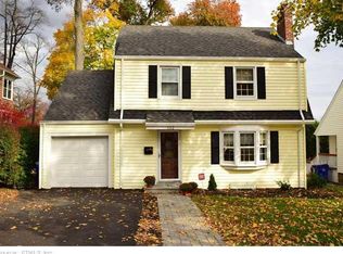 102 Grennan Rd, West Hartford, CT 06107