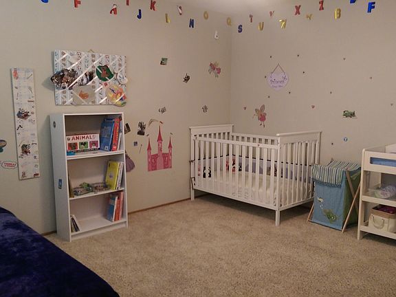2nd bedroom
