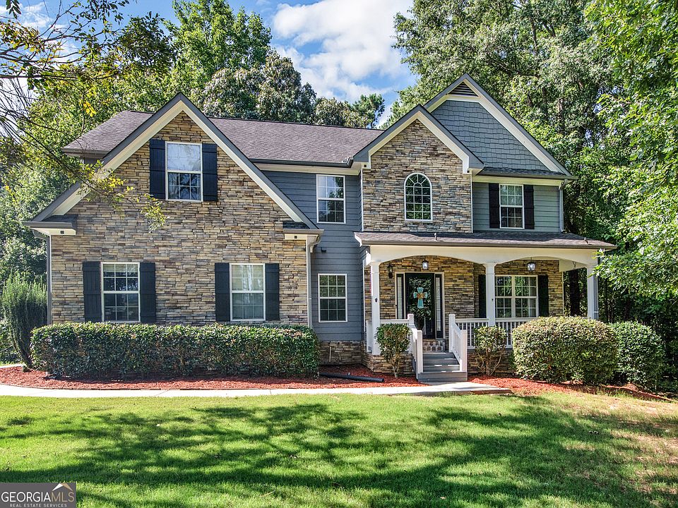 1st image of 325 Mary Dr