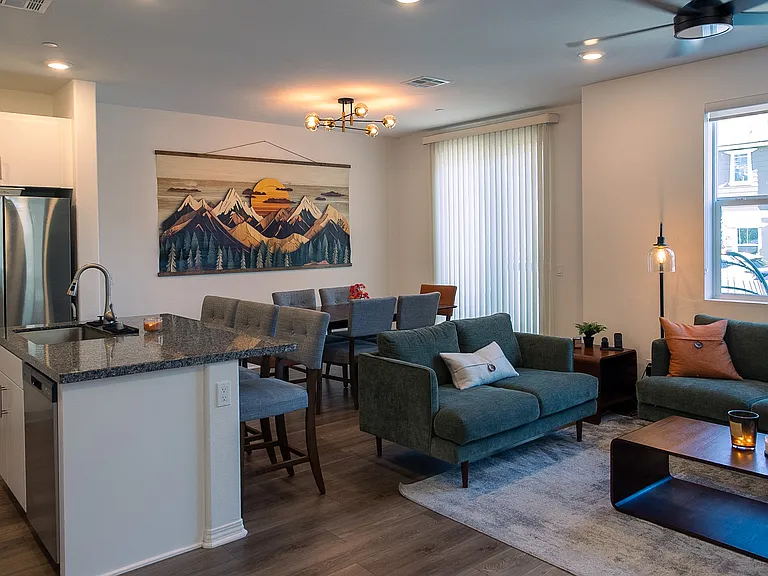 36351 Elizabeth Ln — Photo 4