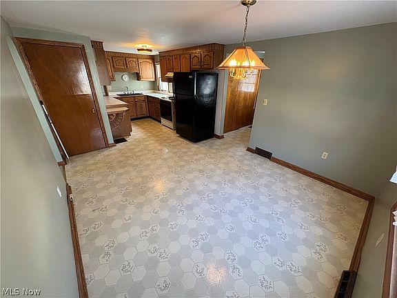 5th image of 4217 Harrison Ave NW