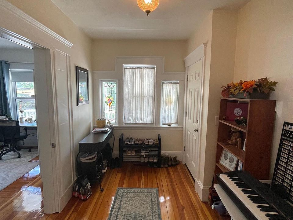 1st image of 9 Ossipee Rd #1