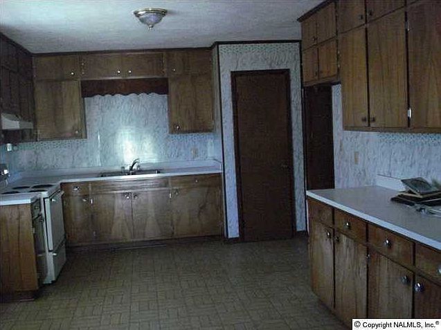 2nd image of 383 Hytop Rd