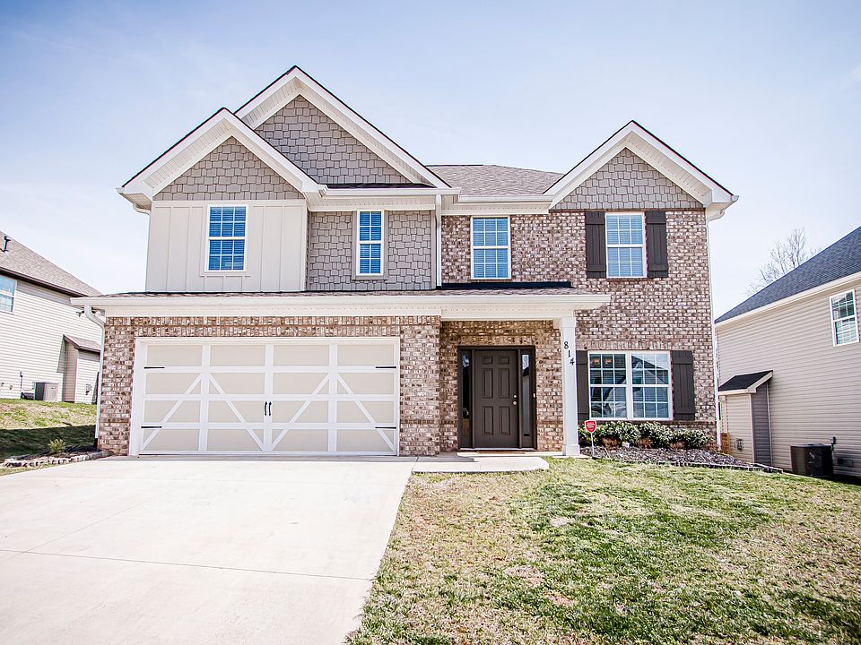 1st image of 814 Festival Ln