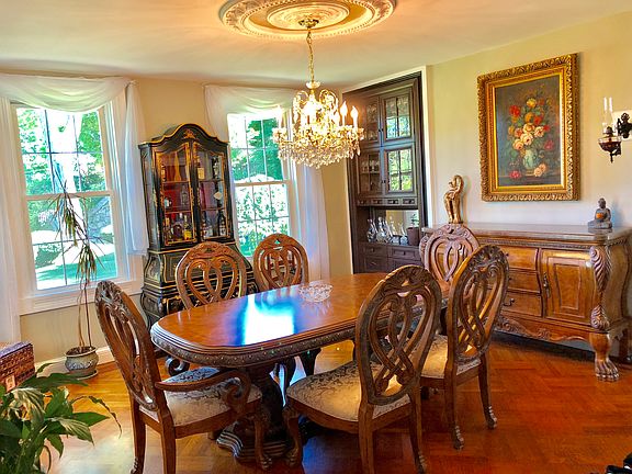  Dining room July 2018