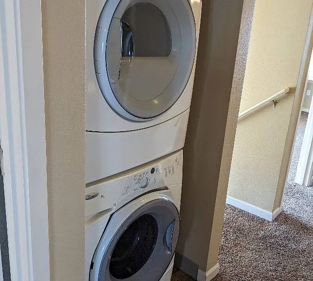 #14 - Laundry #14 - Laundry