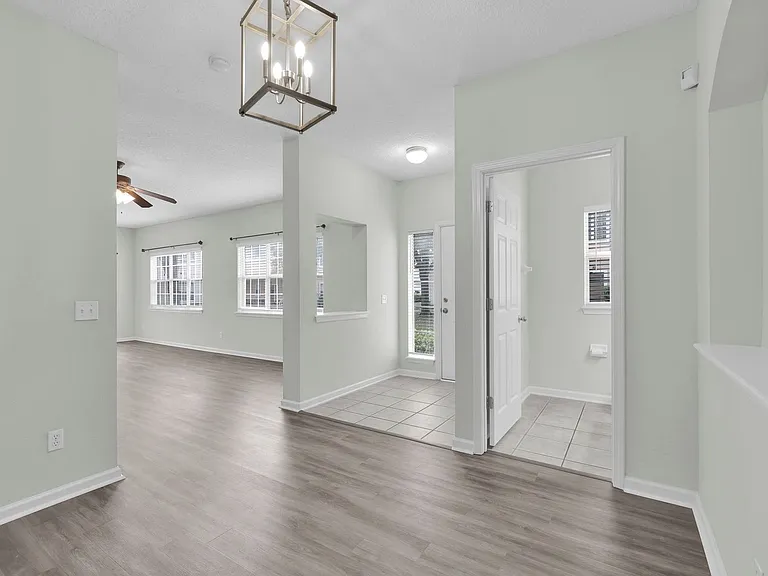 1745 Forest Lake Cir W #2 — Photo 3