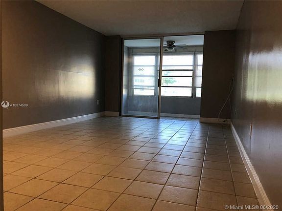 5th image of 8200 Sunrise Lakes Blvd APT 106