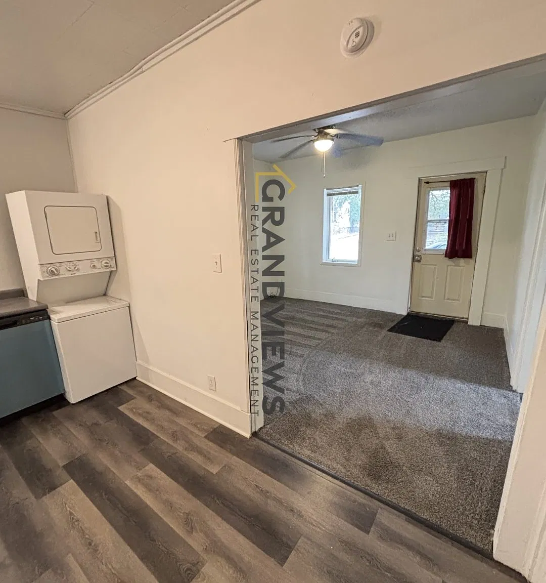 2 bed, 800 sqft, $900 — Photo 2