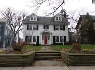 18137 Clifton Rd, Lakewood, OH