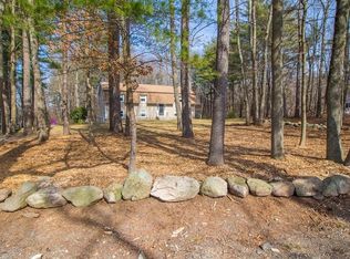 283 Kelly Rd, Northbridge, MA 01534