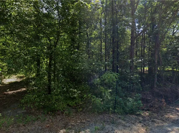 3805 Mallard Dr, Pine Bluff, AR 71601