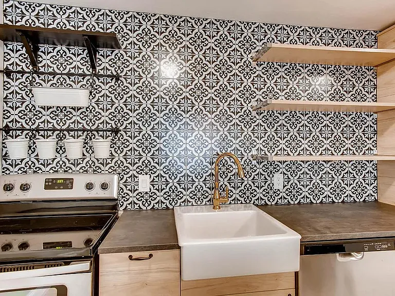 7155 Hooker St — Photo 14