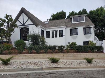 930 La Vuelta Pl, Santa Paula, CA, 93060