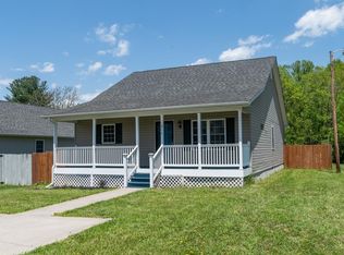 916 Shenandoah Ave, Waynesboro, VA 22980