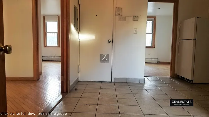 Rented by ZealEstate Group Inc | media 4