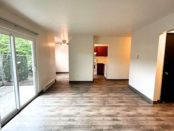 5th image of 9008 NE Hassalo St #A