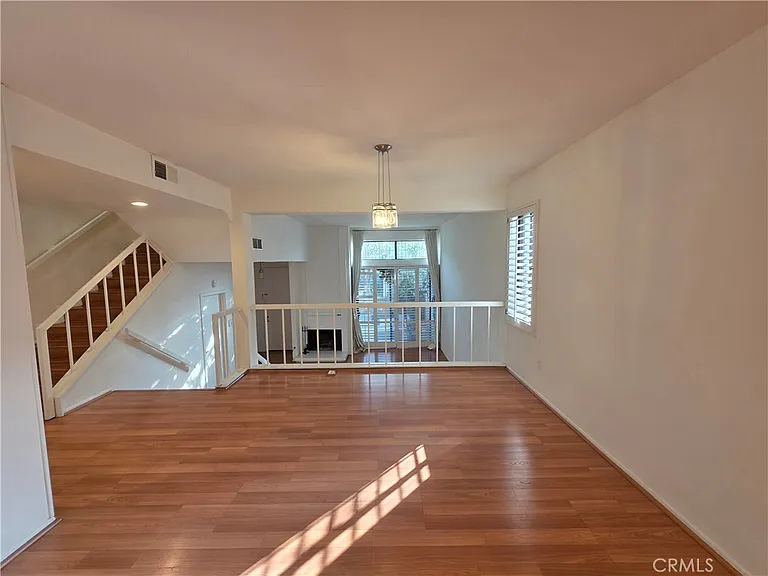 13963 Riverside Dr #13963 — Photo 16