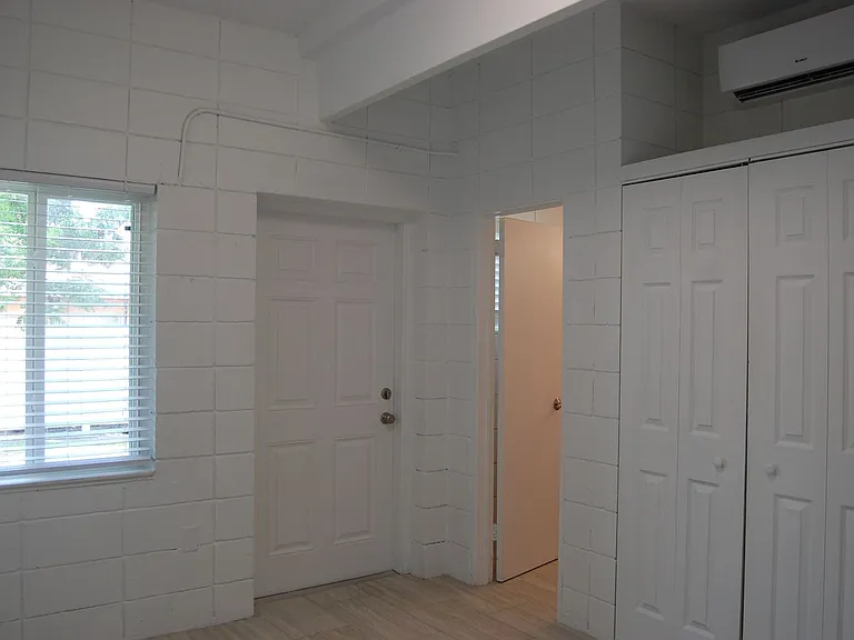 815 Washington St — Photo 48