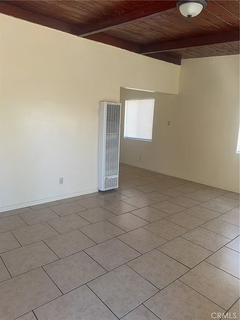 2 bed, 888 sqft, $1,500 — Photo 3