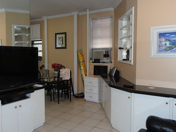 2nd image of 353 E 82nd St APT 3