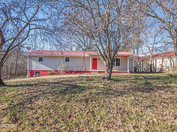 3rd image of 6853 Fraker Rd