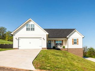 250 Franklin Estates Ln, Greenback, TN 37742