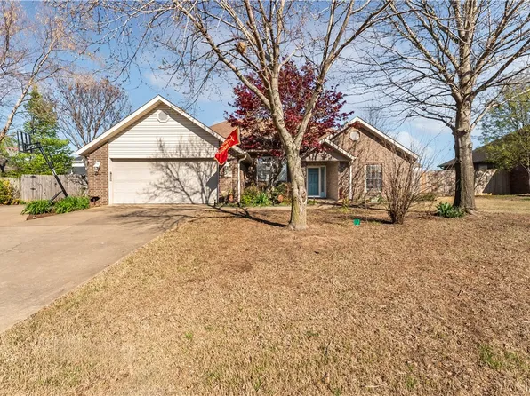 815 Irelan St, Lowell, AR 72745