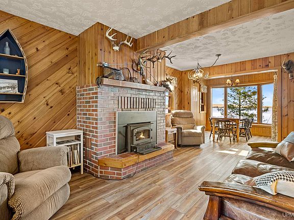 2nd image of 12477 Remillard Ln