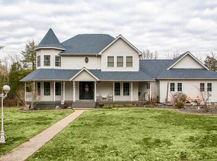 806 Greenbriar Rd, Mt Washington, KY 40047