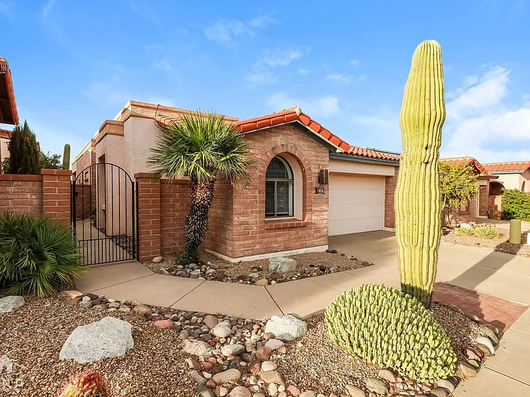 1606 W Calle Del Ducado — Photo 18
