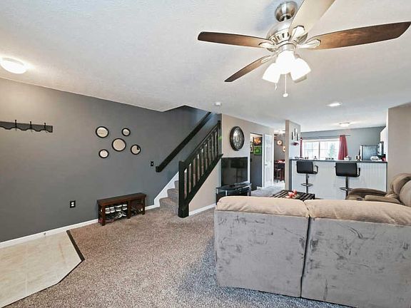 2nd image of 7274 Colonial Affair Dr