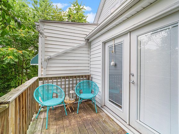4th image of 1452 W 116th St #2