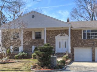 110 Harrington Ave, Closter, NJ 07624