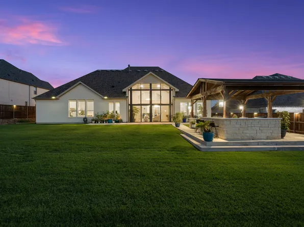 11416 Hickory Falls Dr, Argyle, TX 76226