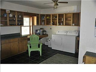4th image of 108 22nd Ave