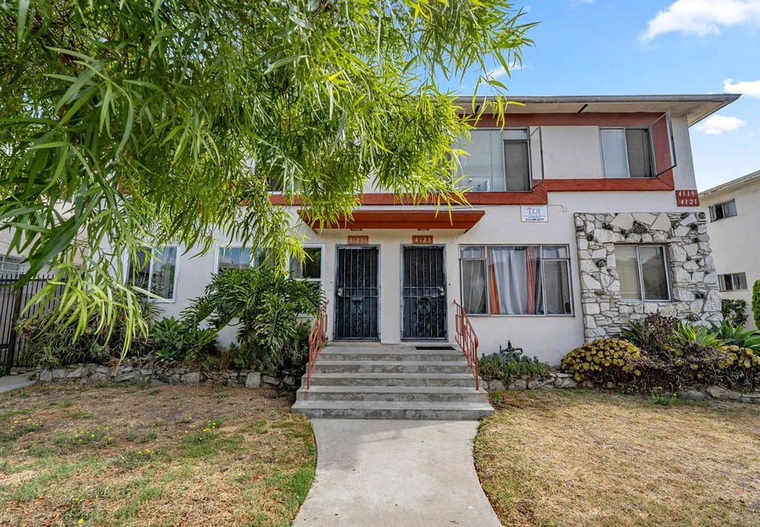 1 bed, 1.0 bath, 725 sqft, $1,795 — Photo 2