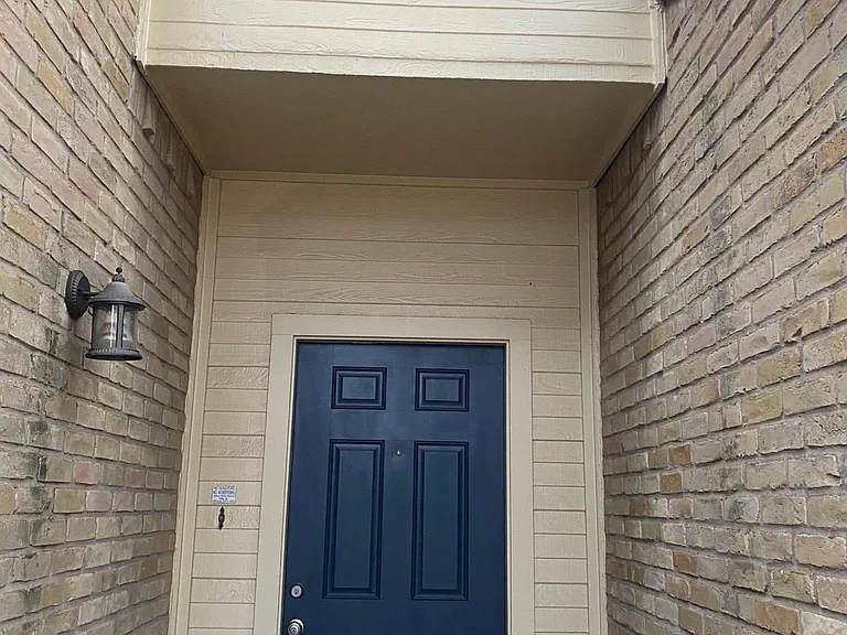 5935 Preston Valley Dr — Photo 2