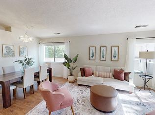 620 Superstition Dr SE, Rio Rancho, NM 87124