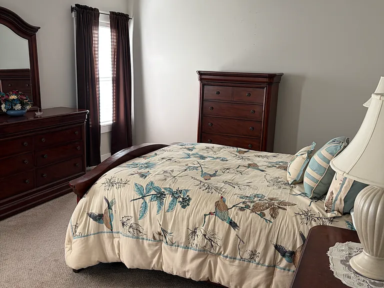 2412 Celia Ct SW — Photo 5