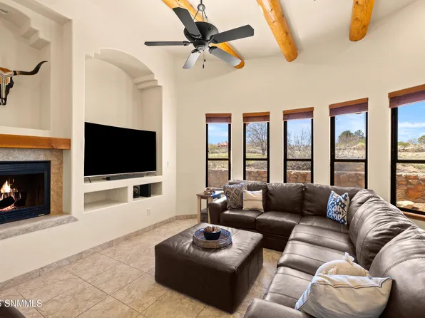 1543 Fairway Village Dr, Las Cruces, NM 88007