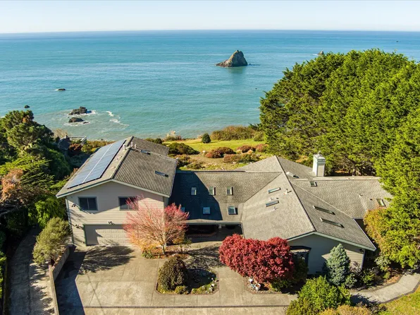1880 Patricks Point Dr, Trinidad, CA 95570