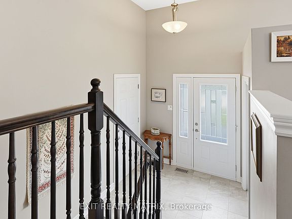 3rd image of 309 Colmar St