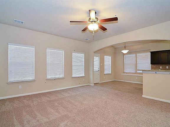5th image of 19338 Vermillion Ct
