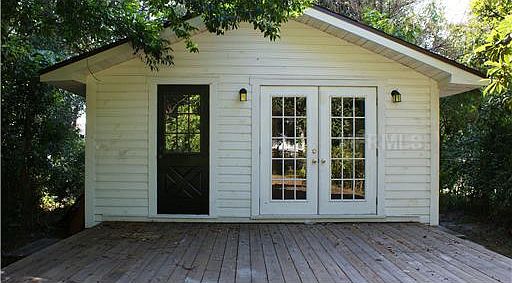 2nd image of 107 W Flora St