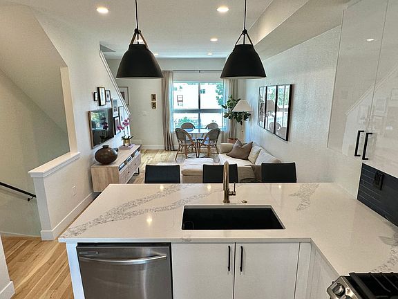 Dimmable canned & pendant lights