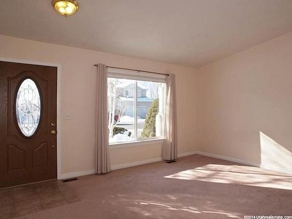 4th image of 794 Lakeview